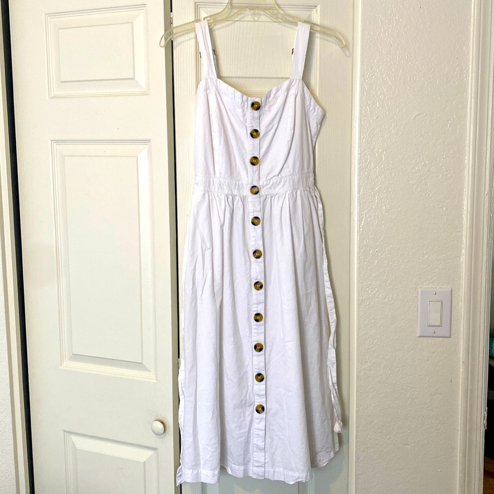 White Time and Tru Dress (Size Small)